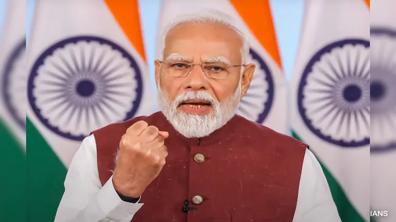 ऑपरेशन सिंदूर के बाद पहली बार गुजरात जाएंगे पीएम मोदी, वंदे भारत समेत देंगे 82000 करोड़ की ये सौगात