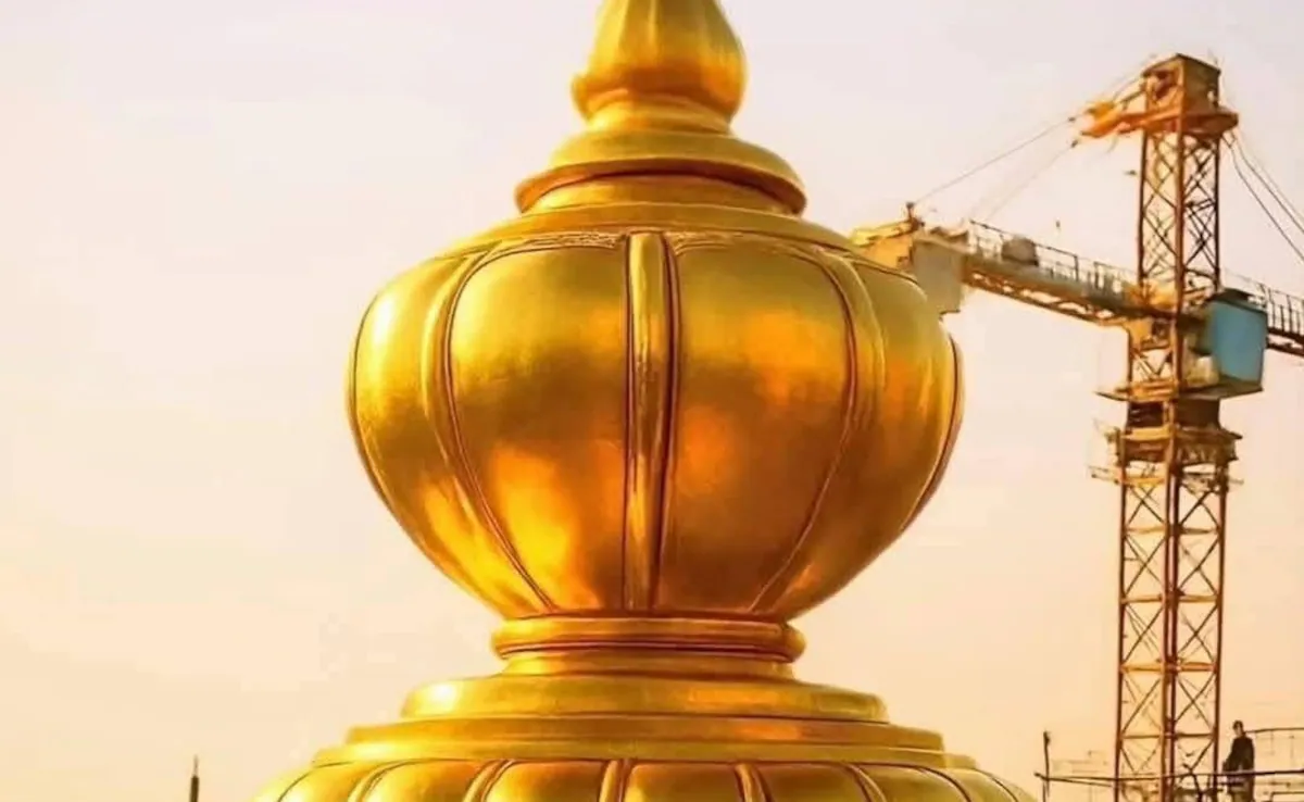 अयोध्या का राम मंदिर स्वर्ण शिखर से जगमग, जानें देश के ये 6 अन्य मंदिर कितने सोने में लिपटे