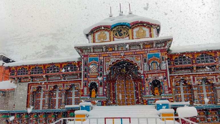 चार धाम में अब तक 74 लोगों की मौत, खराब स्‍वास्‍थ्‍य के चलते 66 श्रद्धालुओं ने गंवाई जान 