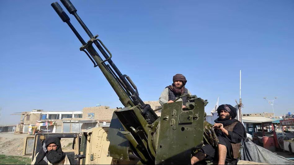 68f09556d0c85-afghanistan-taliban-pakistan-clashes-164849111-16x9