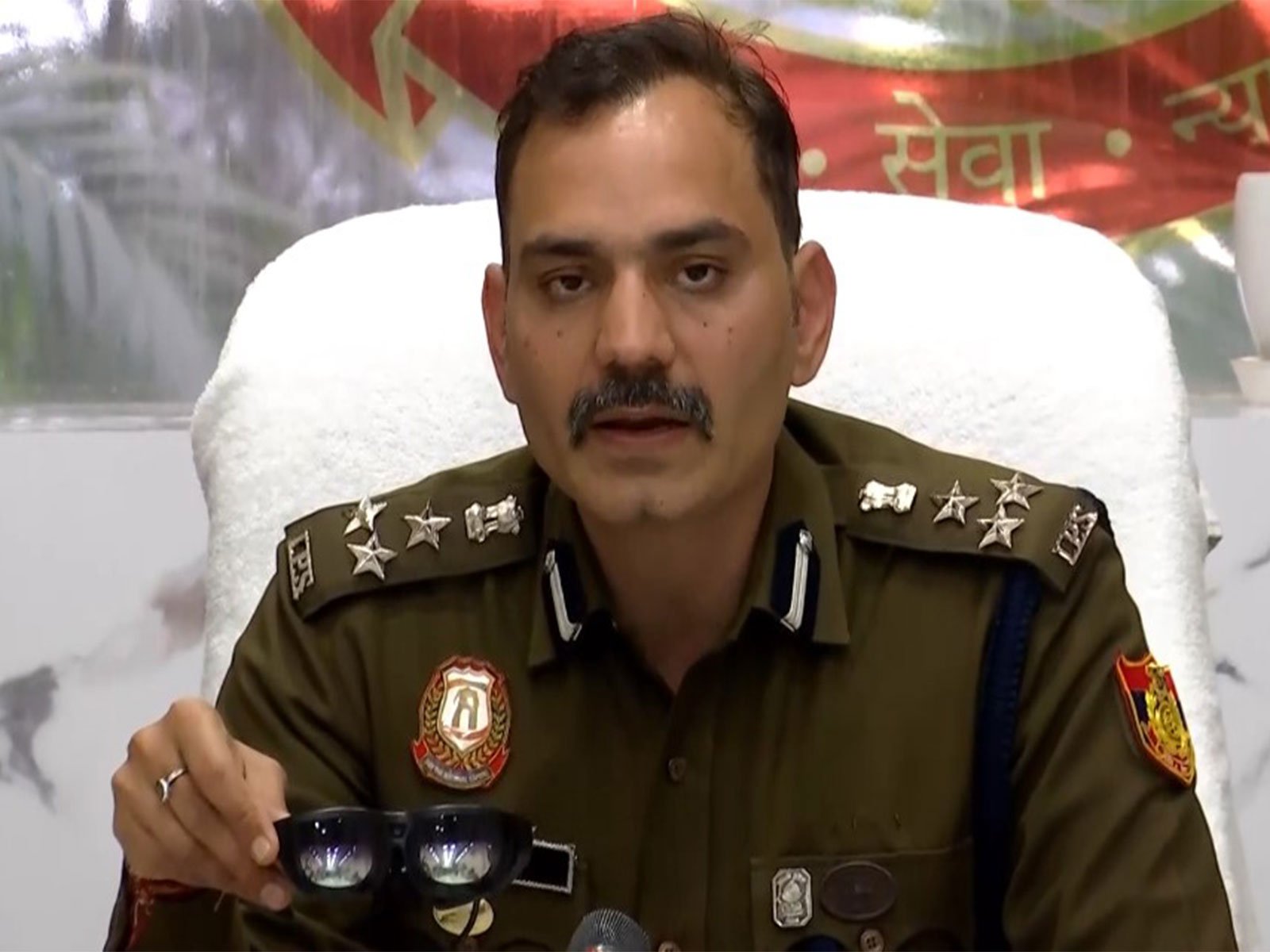 delhi-police-acp-img