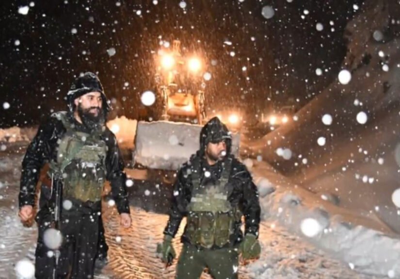 Indian Army rescues 235 civilians stranded at Sinthan Top in Kishtwar