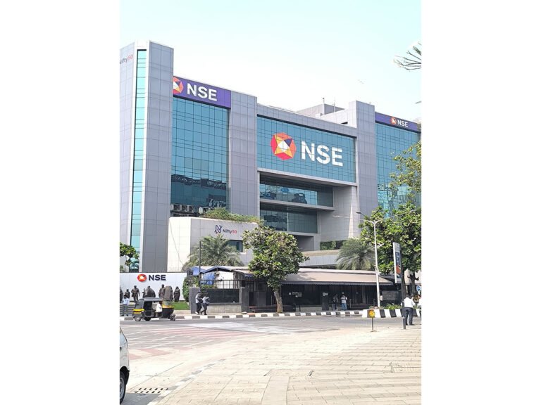Sensex crashes nse building