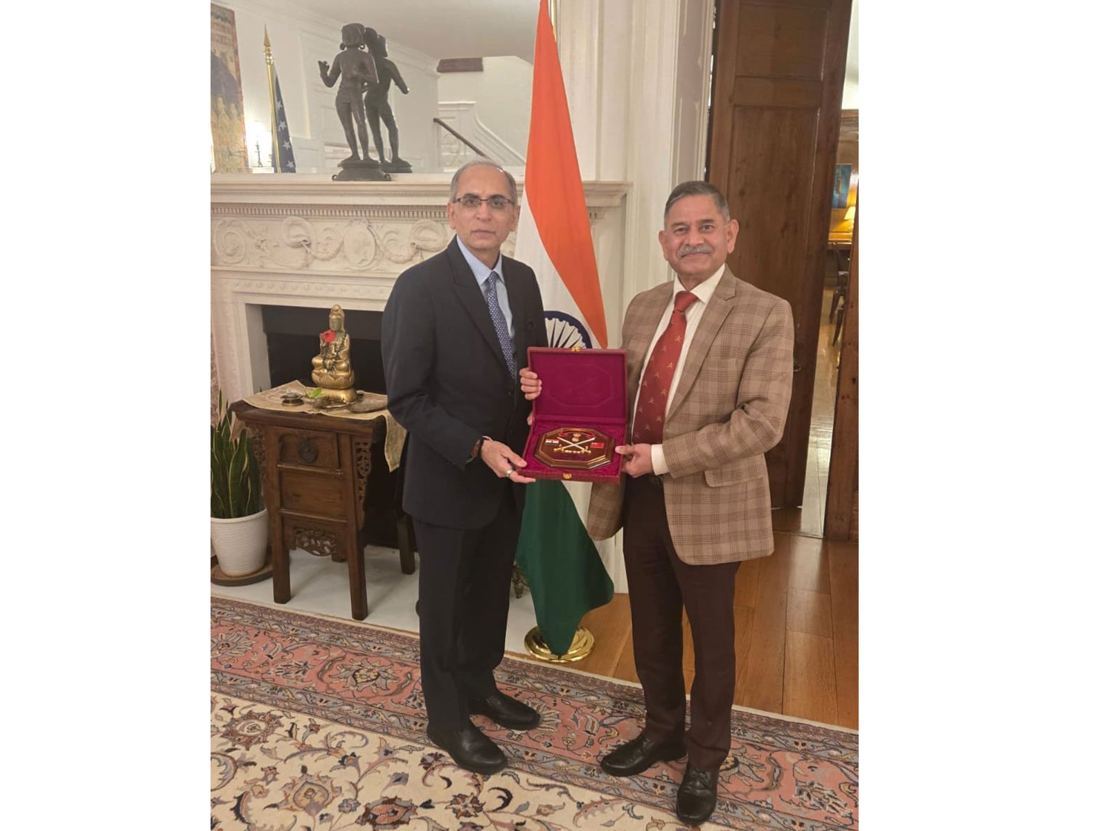 Indian ambassador to the United States, Vinay Mohan Kwatra hosts Chief of Army Staff (COAS) General Upendra Dwivedi at India House