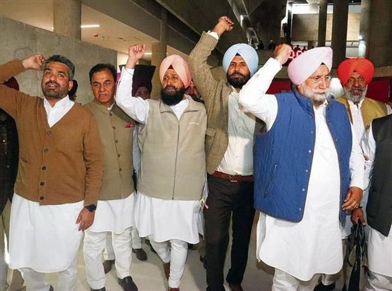 Allegations Trigger Political Uproar in Punjab Assembly
