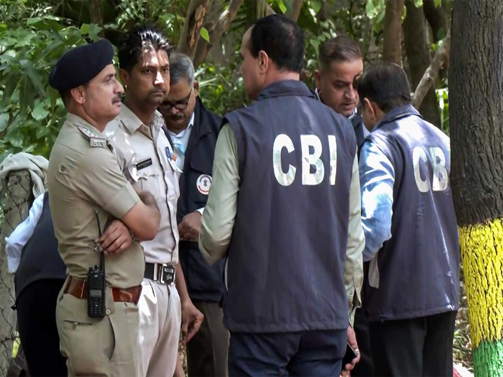 CBI apprehends two proclaimed offenders in Dhanbad bank fraud case