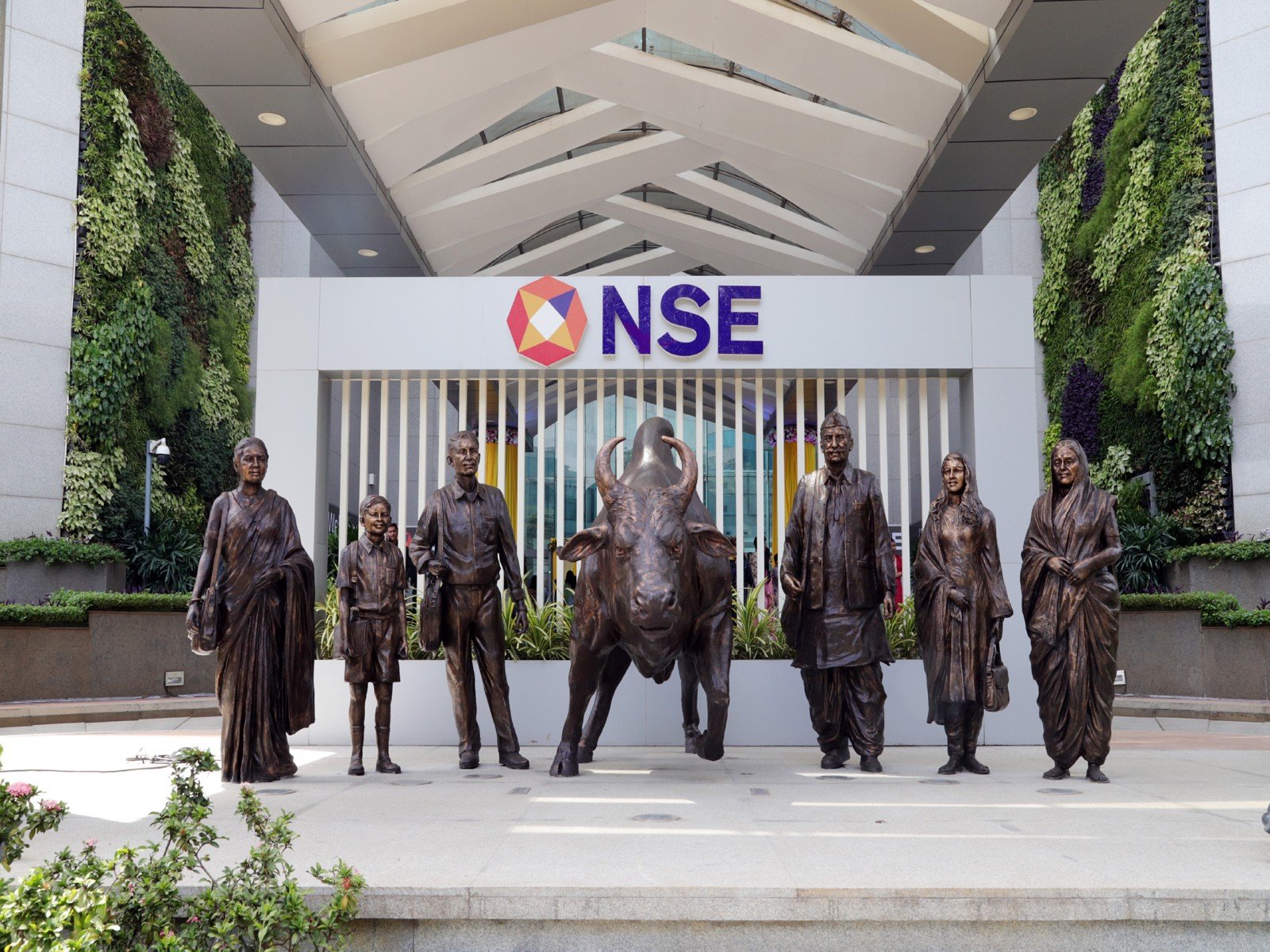 Indian Stock Market Rally Gains Momentum After US-Iran Peace Deal and Falling Oil Prices Indian stock market rally