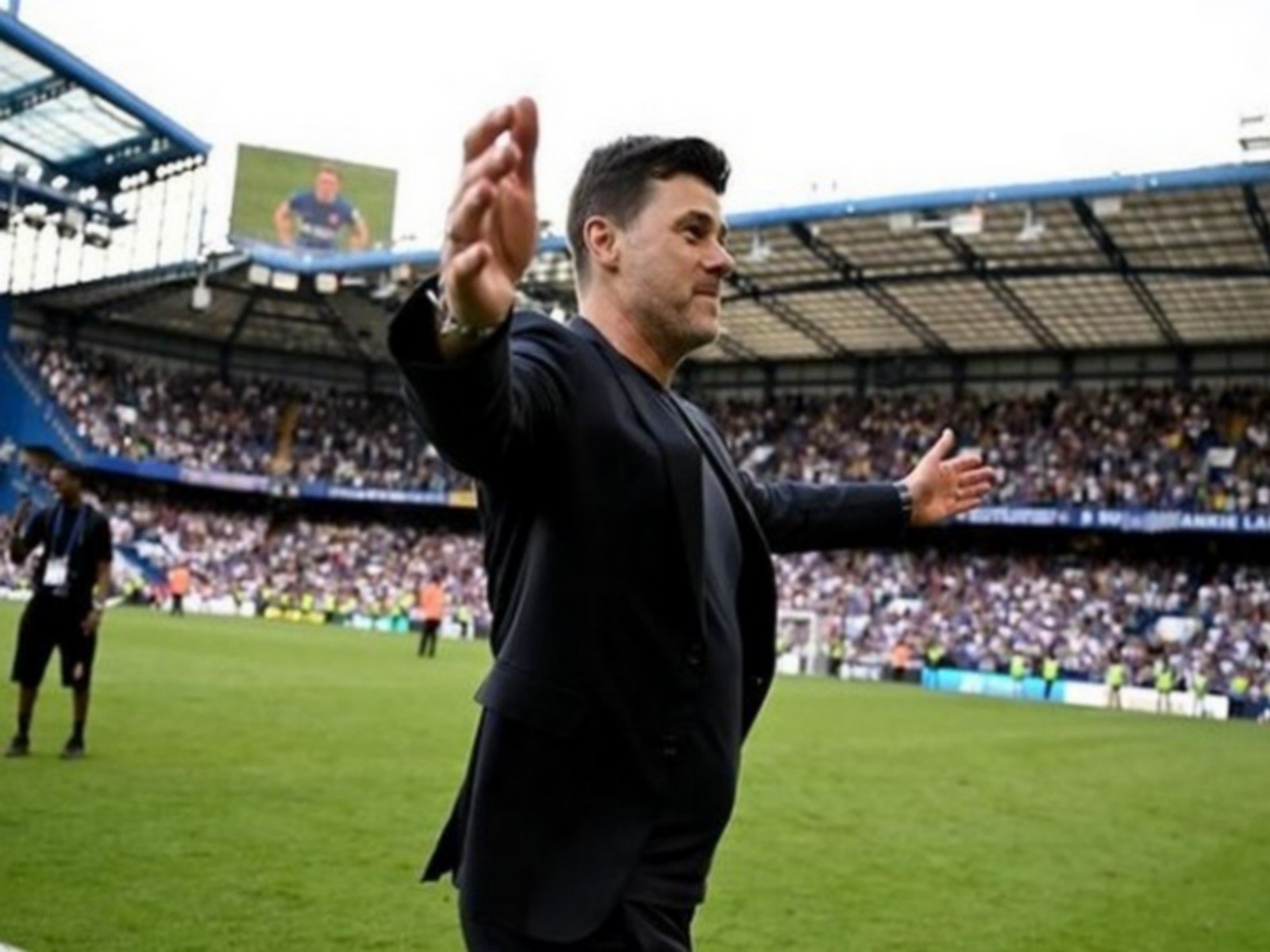 Mauricio Pochettino reacts to Turkiye defeat