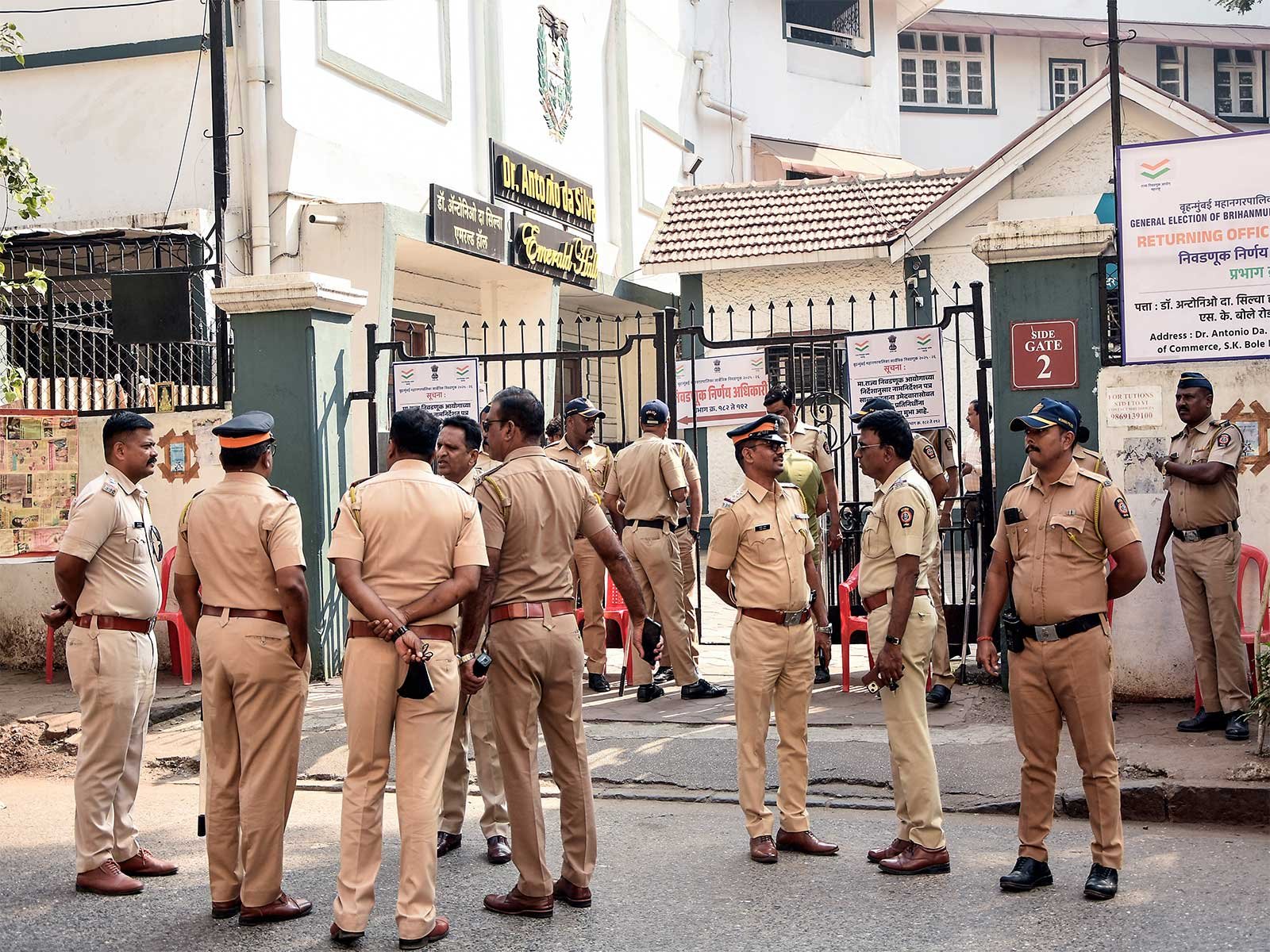 Mumbai Bomb Threat