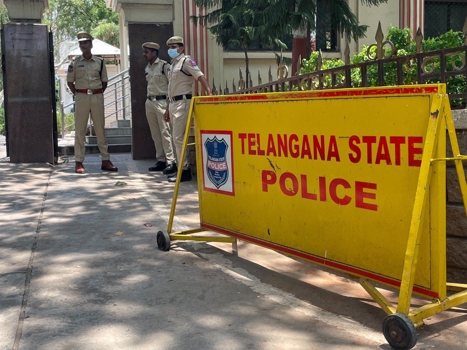 Telangana pregnant woman suicide harassment