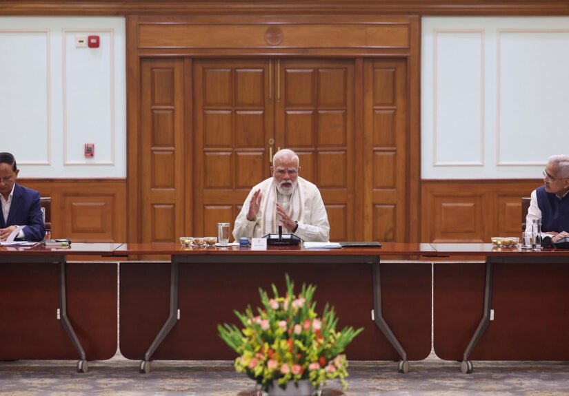 PM Modi Holds Meeting with Economic Advisory Council
