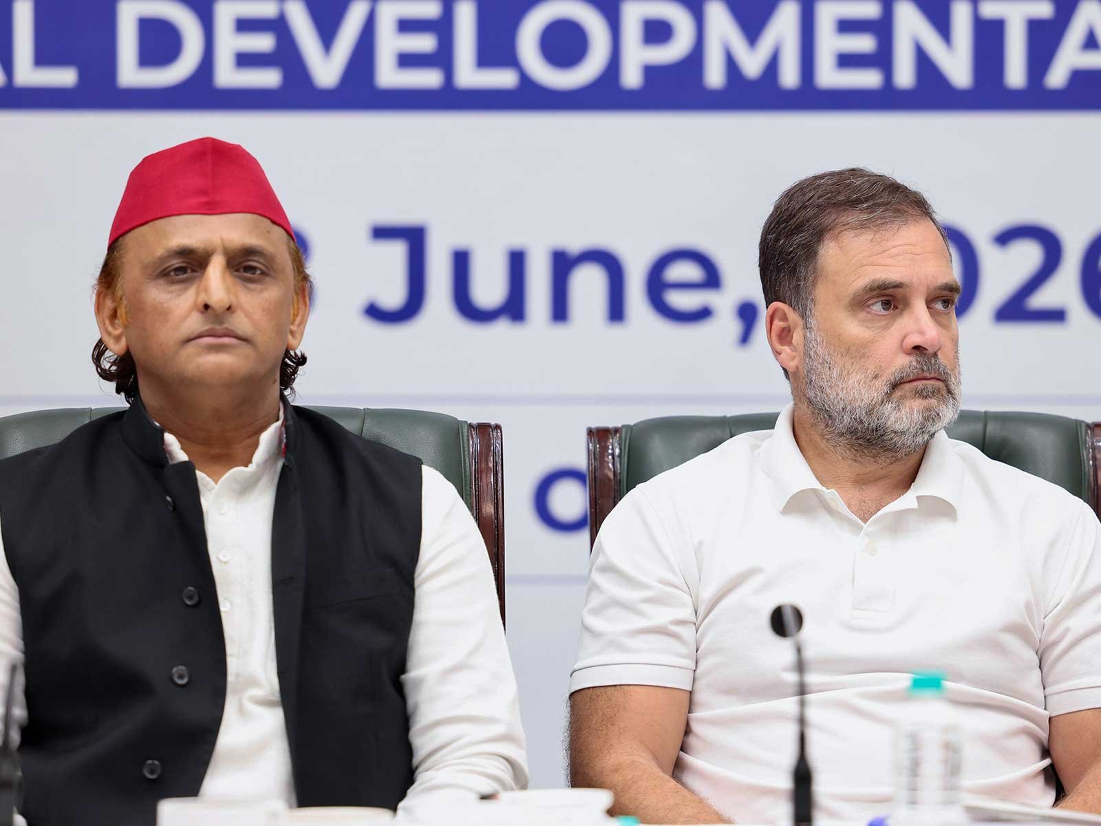 Akhilesh Yadav Birthday: Rahul Gandhi Emphasises Unity and Social Justice Ahead of 2027 UP Polls Akhilesh Yadav birthday