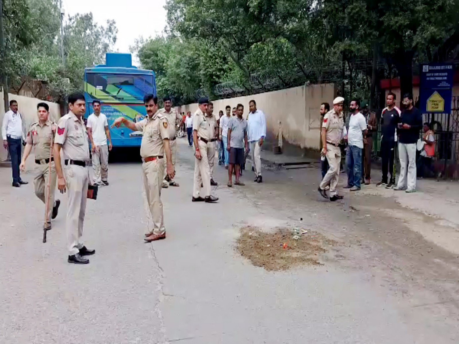 Delhi Police Operation VISTA 1.0: Major Visa Action Against Two Nigerian Nationals Delhi Police Operation VISTA 1.0