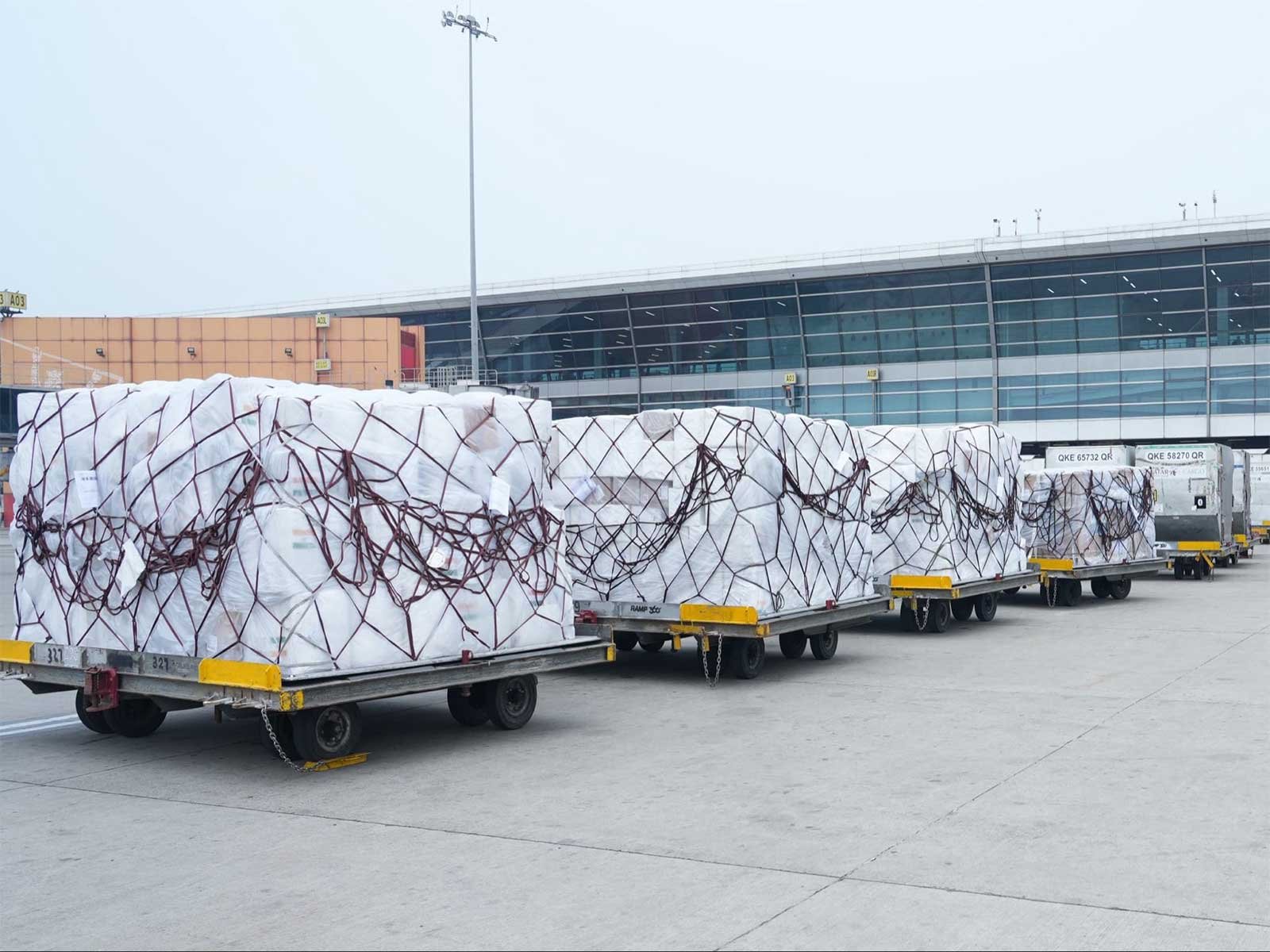 India sends relief supplies to Colombia
