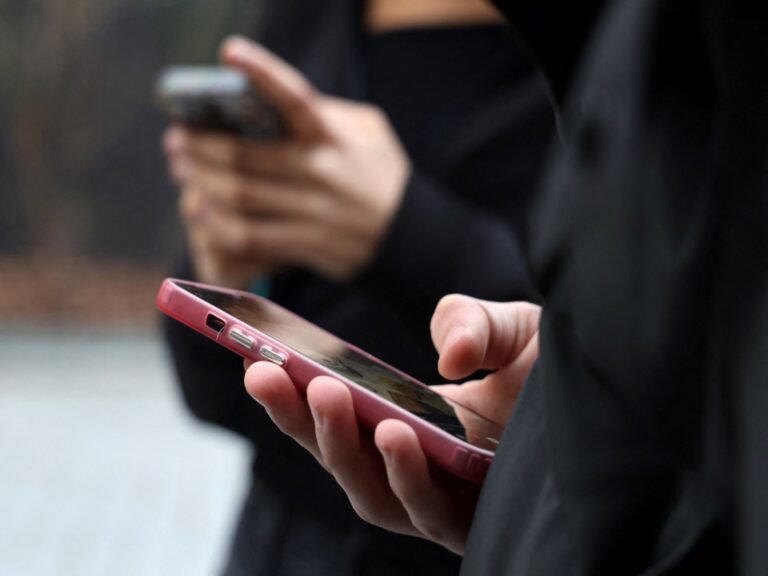 Pakistan Social Media Rules: New Strict 2026 Action Plan for Civil Servants Pakistan social media rules