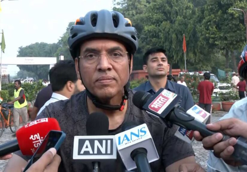 Har Ghar Tiranga cycle rally
